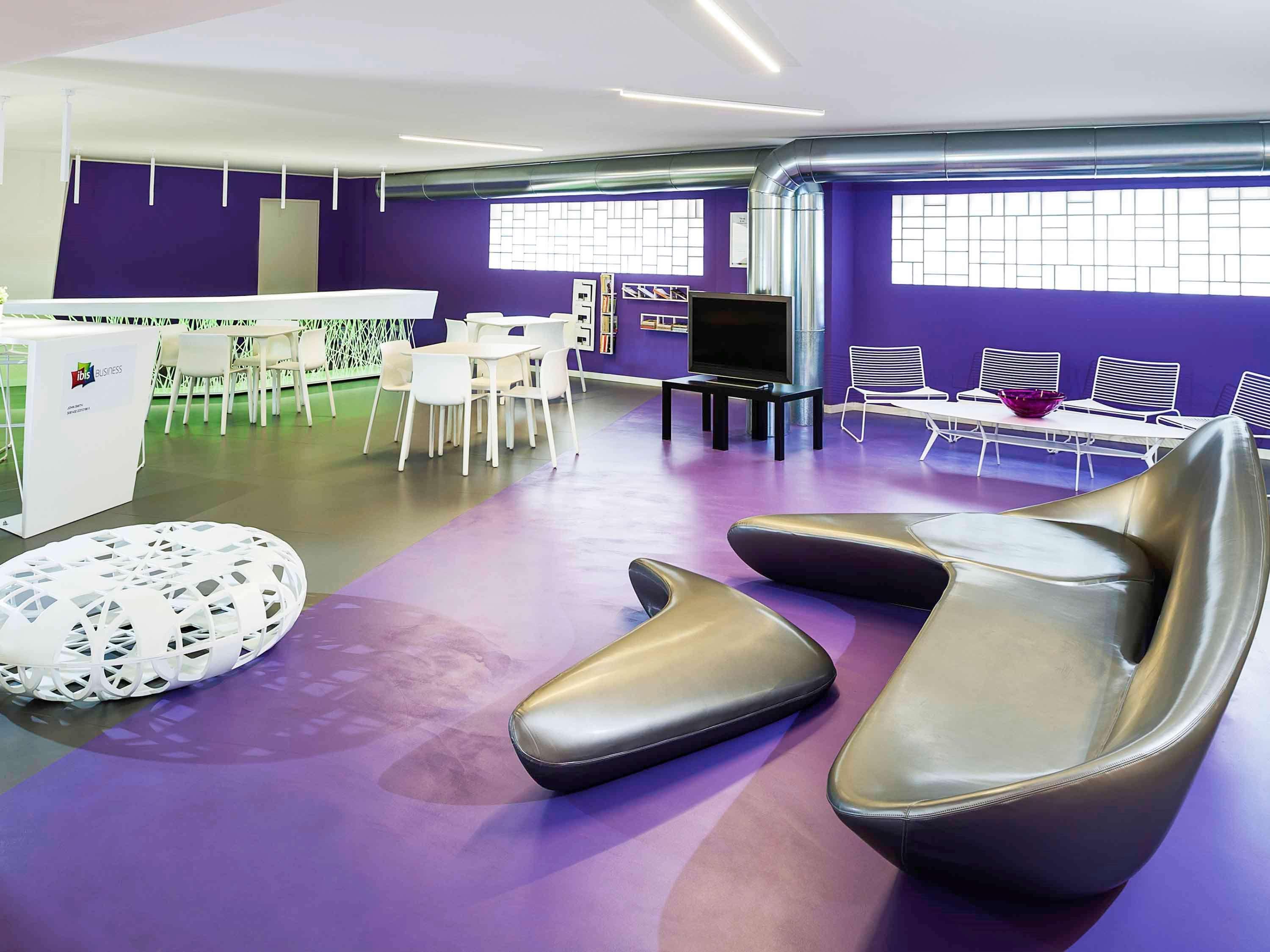 Hotel Ibis Styles Palermo President Exterior foto