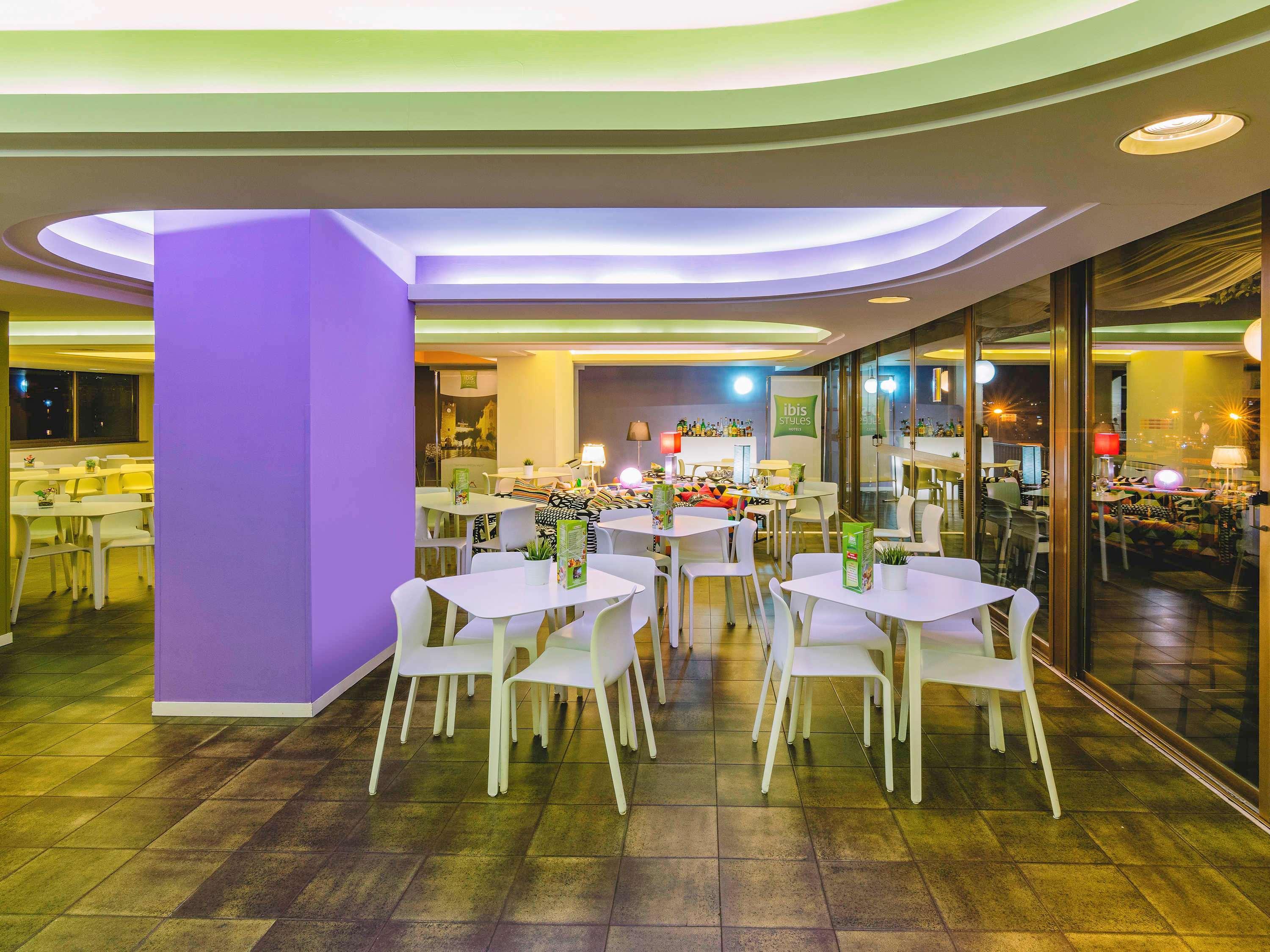 Hotel Ibis Styles Palermo President Exterior foto