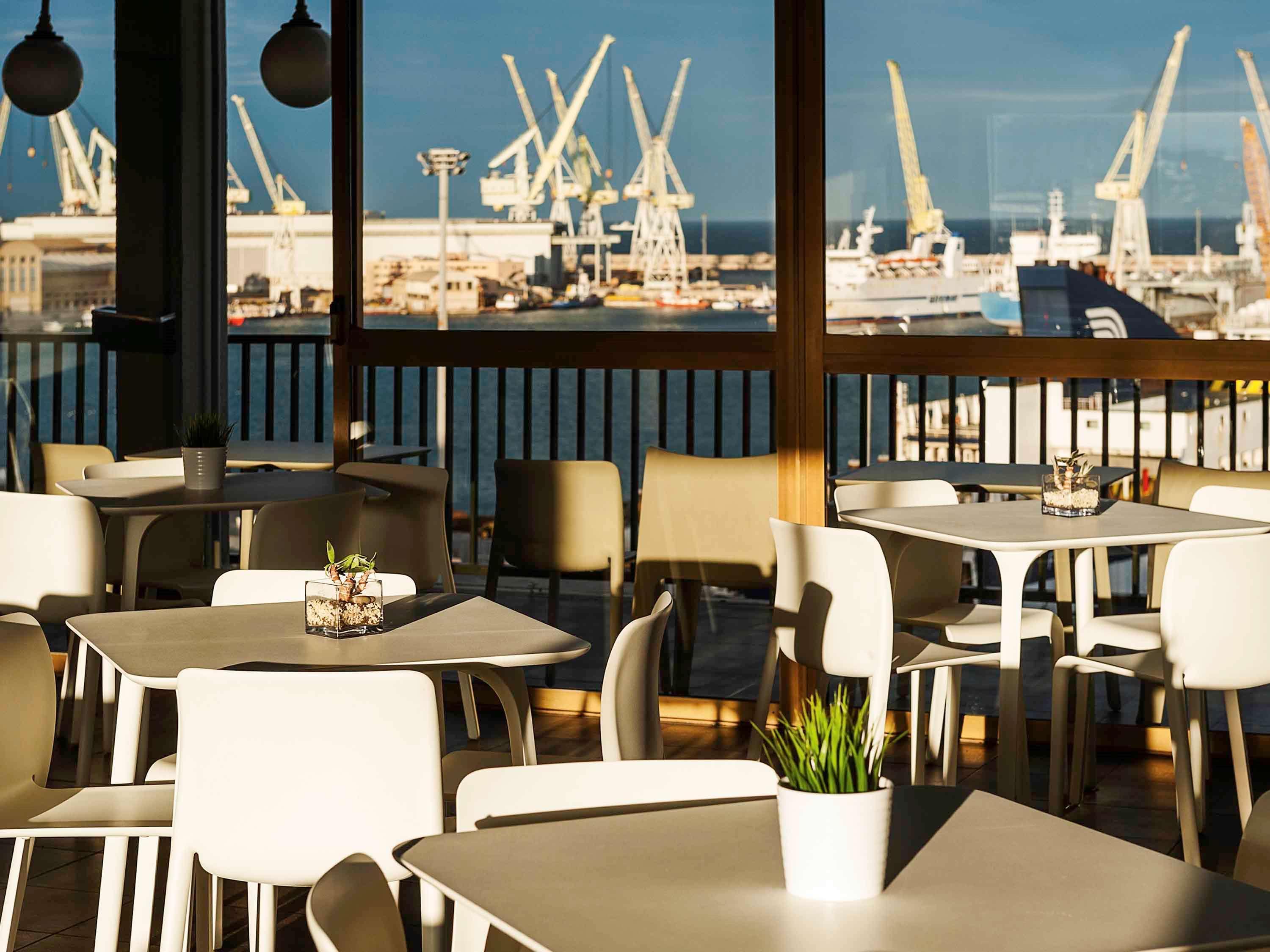 Hotel Ibis Styles Palermo President Exterior foto
